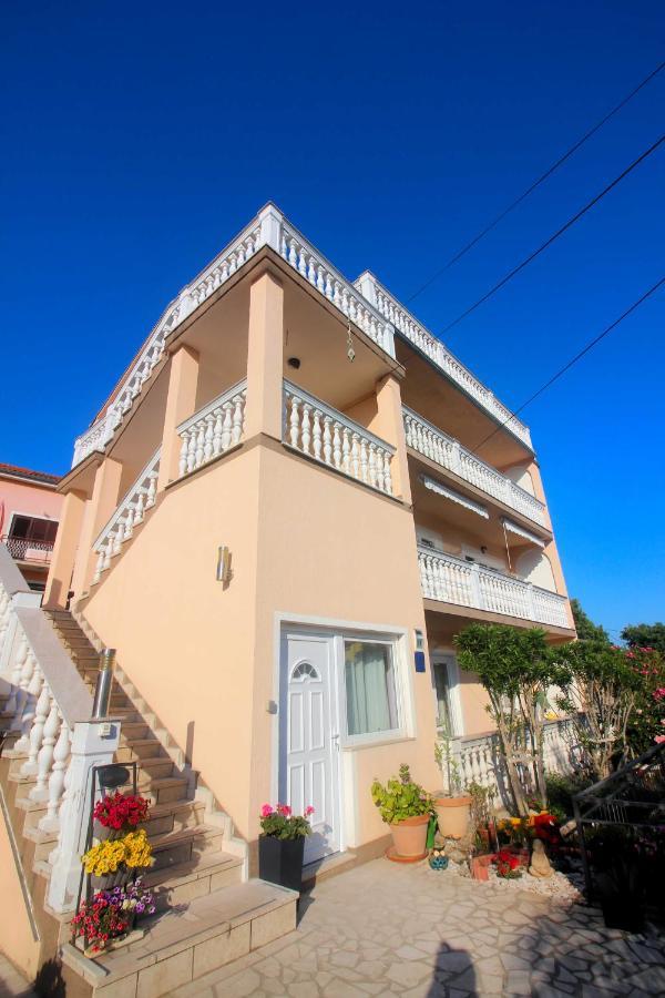 Apartment Martina Crikvenica Eksteriør bilde