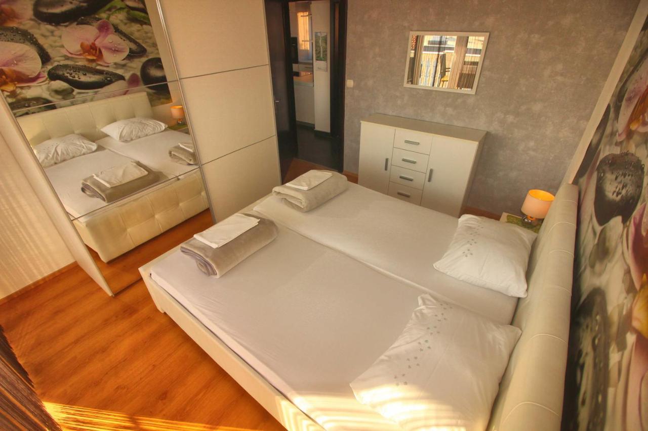 Apartment Martina Crikvenica Eksteriør bilde